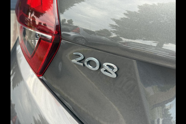 Peugeot 208 1.2 PureTech Allure Navi,Pano,Camera,Clima,Cruise,Apple Carplay,N.A.P,110pk,APK tot 09-2026