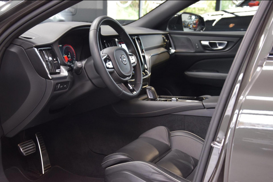 Volvo V60 2.0 T6 Recharge AWD Navi|Panoramadak|Dealer onderhouden|342pk!!|ACC|Stuurverwarming