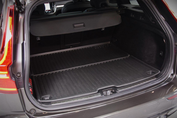 Volvo V60 2.0 T6 Recharge AWD Navi|Panoramadak|Dealer onderhouden|342pk!!|ACC|Stuurverwarming