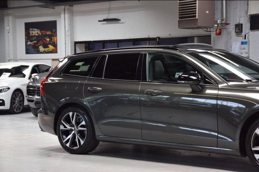 Volvo V60 2.0 T6 Recharge AWD Navi|Panoramadak|Dealer onderhouden|342pk!!|ACC|Stuurverwarming