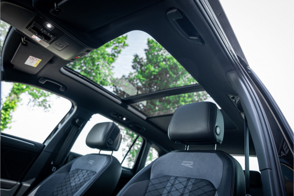 Volkswagen Tiguan 1.4 TSI eHybrid R-Line Business+ - Panodak - Trekhaak - Camera