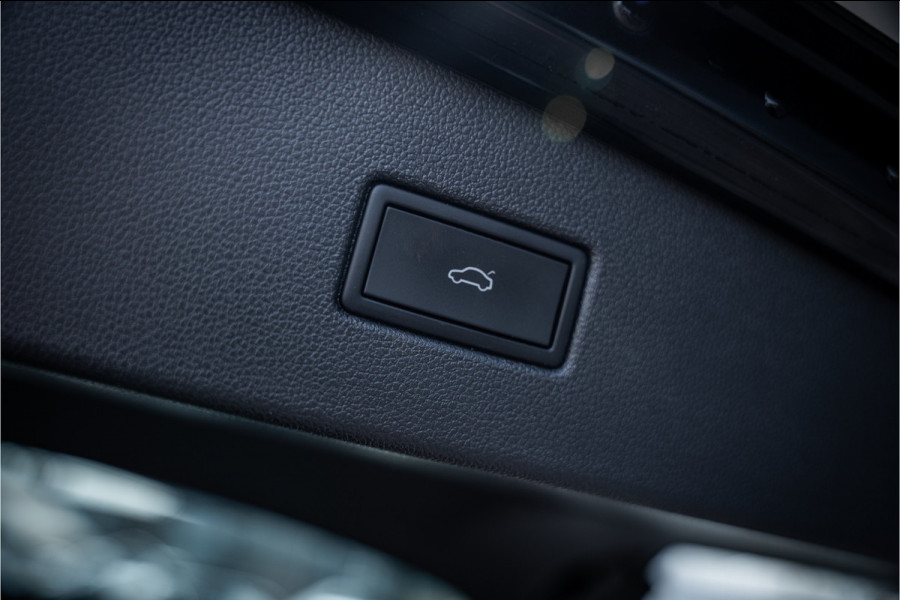 Volkswagen Tiguan 1.4 TSI eHybrid R-Line Business+ - Panodak - Trekhaak - Camera