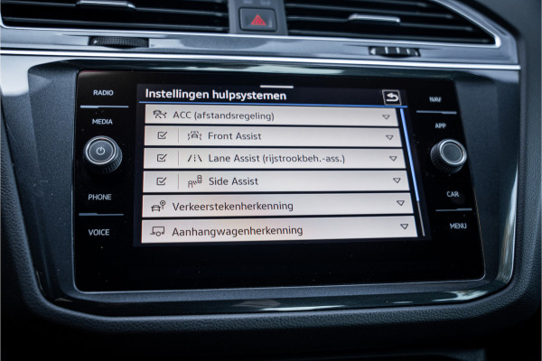 Volkswagen Tiguan 1.4 TSI eHybrid R-Line Business+ - Panodak - Trekhaak - Camera