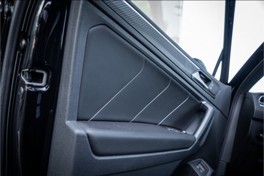 Volkswagen Tiguan 1.4 TSI eHybrid R-Line Business+ - Panodak - Trekhaak - Camera