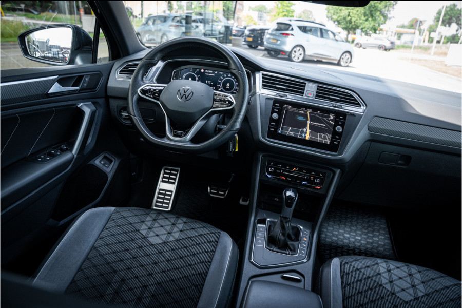 Volkswagen Tiguan 1.4 TSI eHybrid R-Line Business+ - Panodak - Trekhaak - Camera