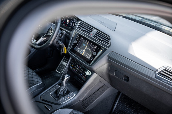 Volkswagen Tiguan 1.4 TSI eHybrid R-Line Business+ - Panodak - Trekhaak - Camera