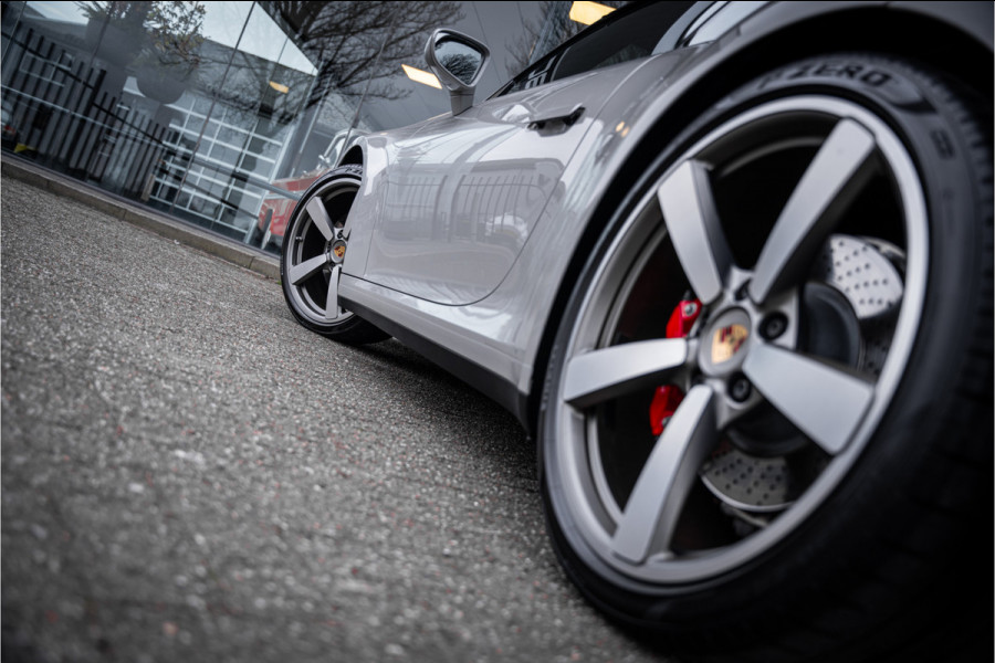 Porsche 911 Cabrio Carrera 4S (450pk) - BOSE - Sportuitlaat - Adapt. cruise - Camera PASM - Keyless - Exclusive leder * 992