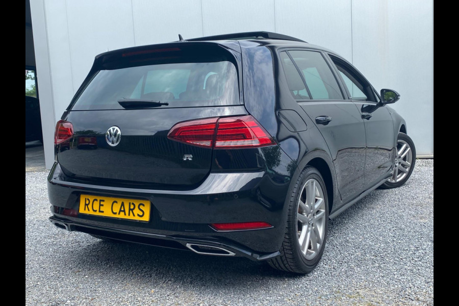Volkswagen Golf 1.5 TSI Highline Business R Line iq Drive|Pano |DSG-Autom|ACC /Autom Trekhaak|Parkpilot|F! Flippers|Clima|Dealer