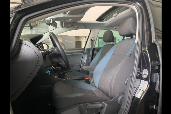 Volkswagen Golf 1.5 TSI Highline Business R Line iq Drive|Pano |DSG-Autom|ACC /Autom Trekhaak|Parkpilot|F! Flippers|Clima|Dealer