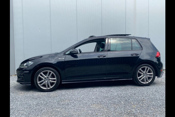 Volkswagen Golf 1.5 TSI Highline Business R Line iq Drive|Pano |DSG-Autom|ACC /Autom Trekhaak|Parkpilot|F! Flippers|Clima|Dealer