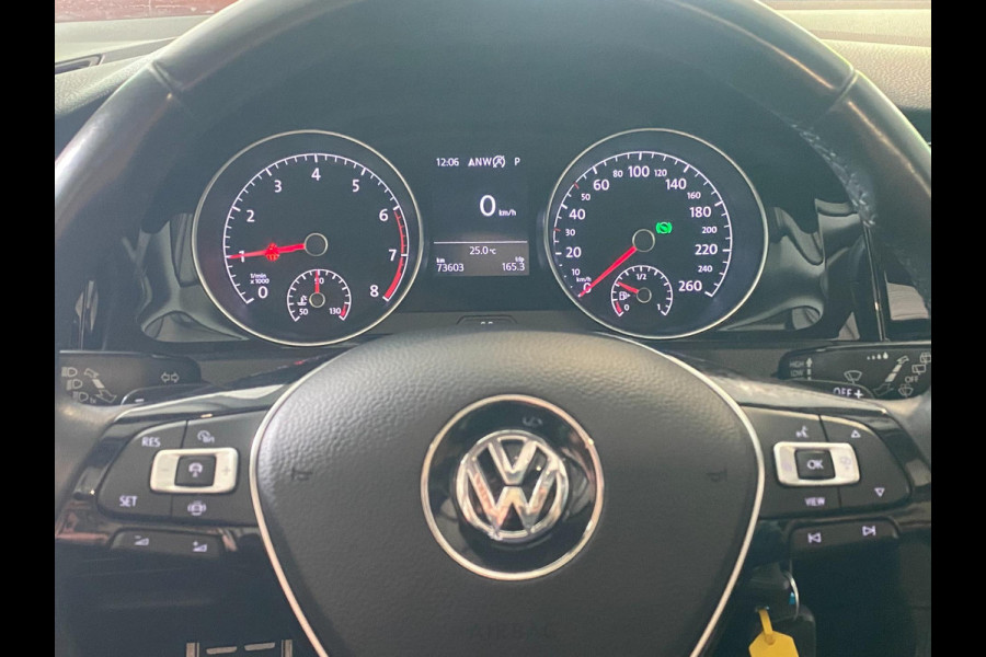 Volkswagen Golf 1.5 TSI Highline Business R Line iq Drive|Pano |DSG-Autom|ACC /Autom Trekhaak|Parkpilot|F! Flippers|Clima|Dealer