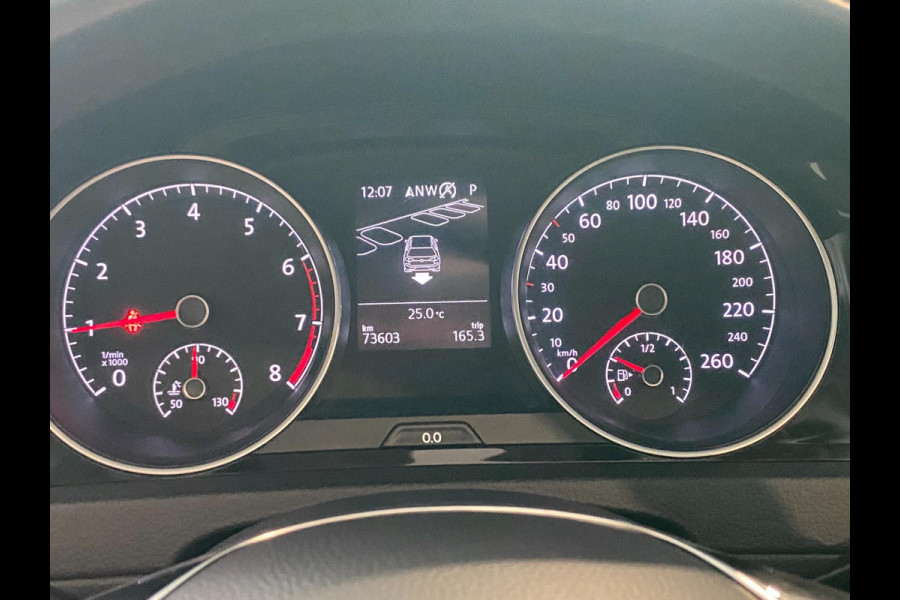 Volkswagen Golf 1.5 TSI Highline Business R Line iq Drive|Pano |DSG-Autom|ACC /Autom Trekhaak|Parkpilot|F! Flippers|Clima|Dealer