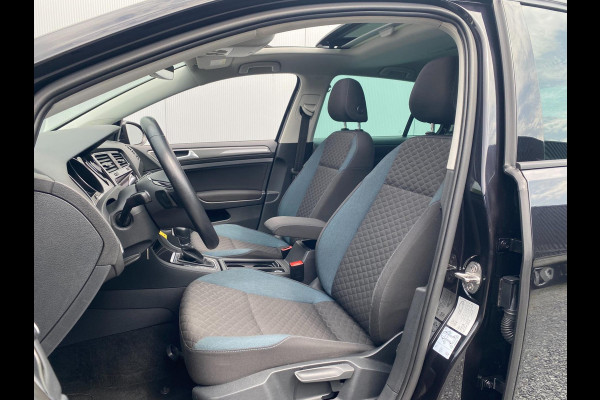 Volkswagen Golf 1.5 TSI Highline Business R Line iq Drive|Pano |DSG-Autom|ACC /Autom Trekhaak|Parkpilot|F! Flippers|Clima|Dealer