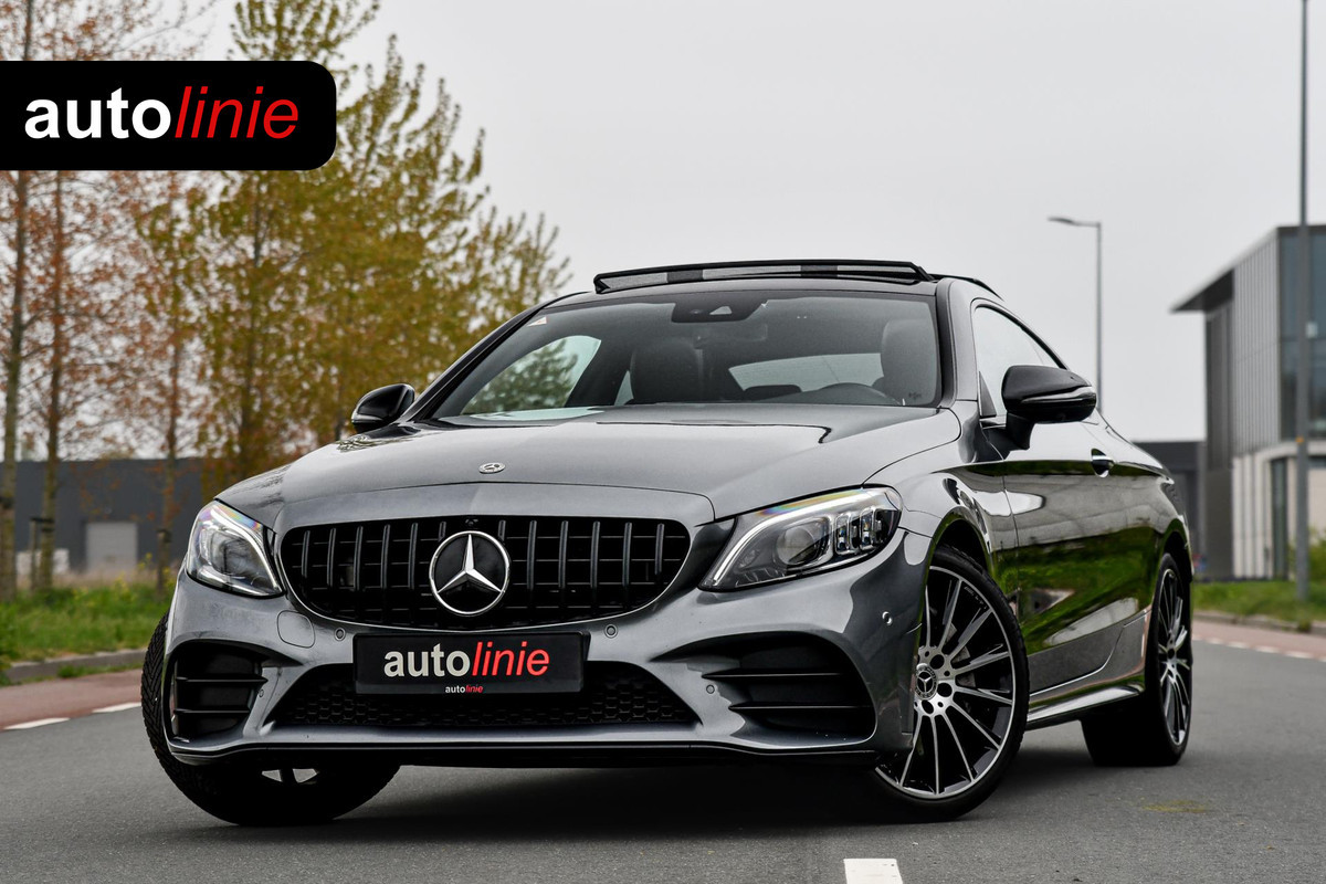 Mercedes-Benz C-Klasse Coupé 300 AMG Night. Pano, 360, Burm, Dodeh, Keyless, Sfeer, CarPlay, Multibeam! Mercedes-Benz C-Klasse Coupé 300 AMG Night. Pano, 360, Burm, Dodeh, Keyless, Sfeer, CarPlay, Multibeam!
