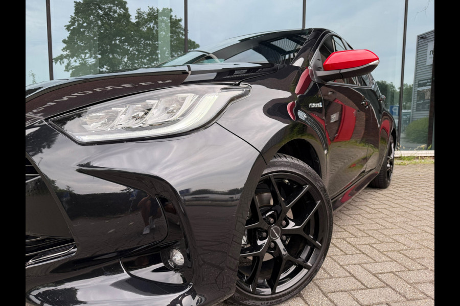 Toyota Yaris 1.5 Hybrid Dynamic - Automaat - Climate - Camera - Apple/Android - Org.NL - stoelverwarming