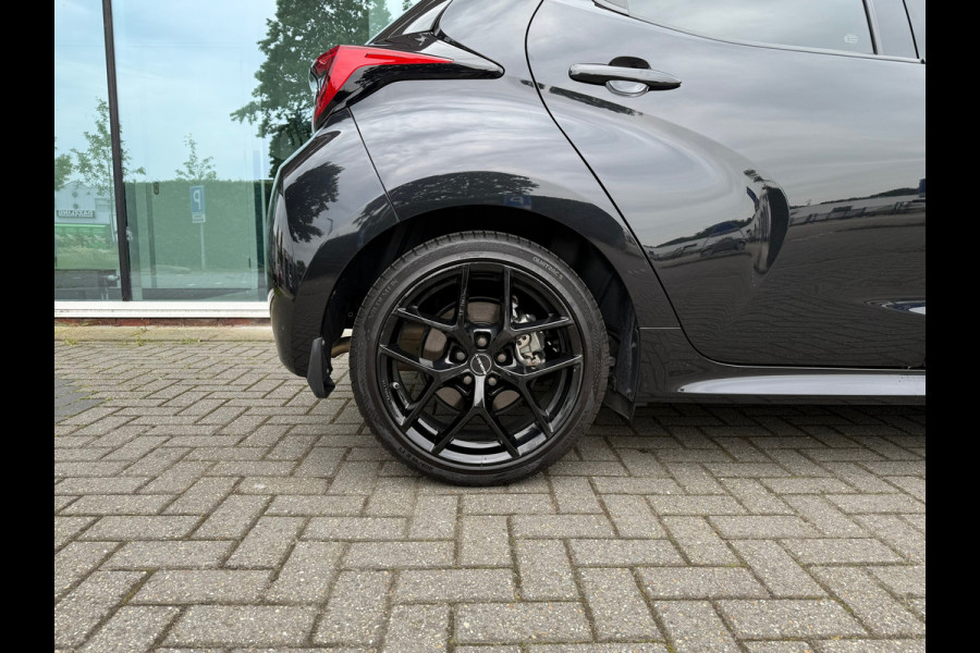 Toyota Yaris 1.5 Hybrid Dynamic - Automaat - Climate - Camera - Apple/Android - Org.NL - stoelverwarming