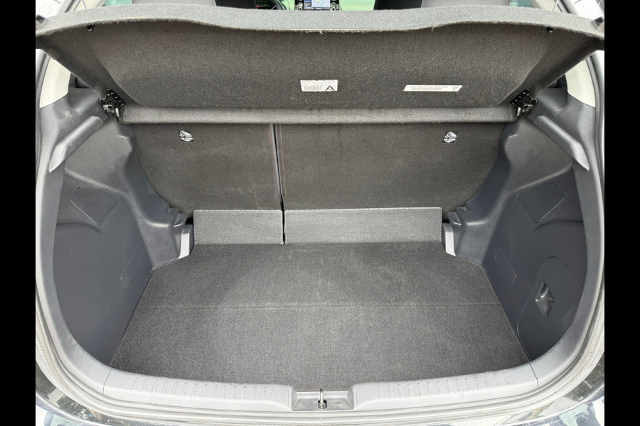 Toyota Yaris 1.5 Hybrid Dynamic - Automaat - Climate - Camera - Apple/Android - Org.NL - stoelverwarming