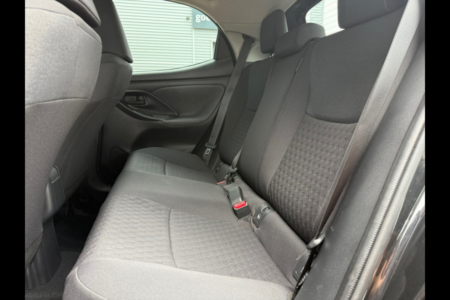 Toyota Yaris 1.5 Hybrid Dynamic - Automaat - Climate - Camera - Apple/Android - Org.NL - stoelverwarming