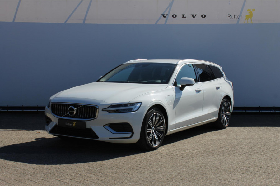 Volvo V60 T6 350PK Automaat Recharge AWD Inscription Long Range / Adaptieve Cruise Control / Verwarmbare voorruit / Harman Kardon Audio / Parkeersensoren met parkeercamera achter