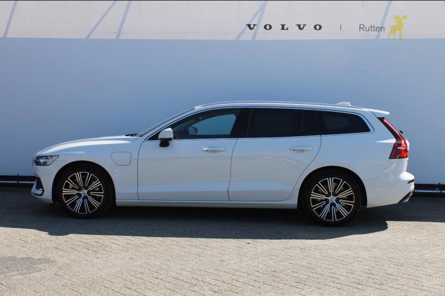 Volvo V60 T6 350PK Automaat Recharge AWD Inscription Long Range / Adaptieve Cruise Control / Verwarmbare voorruit / Harman Kardon Audio / Parkeersensoren met parkeercamera achter