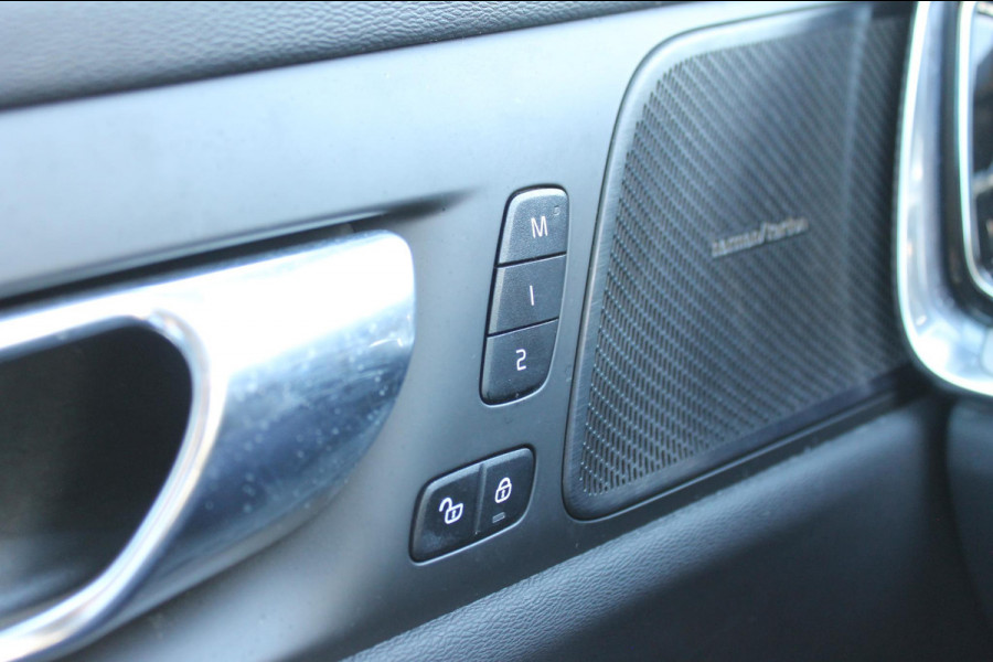 Volvo V60 T6 350PK Automaat Recharge AWD Inscription Long Range / Adaptieve Cruise Control / Verwarmbare voorruit / Harman Kardon Audio / Parkeersensoren met parkeercamera achter