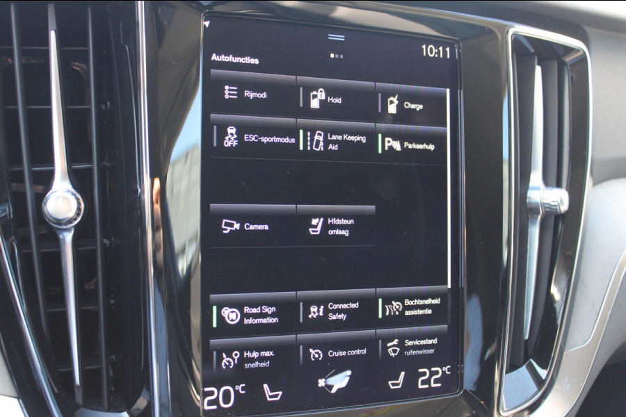 Volvo V60 T6 350PK Automaat Recharge AWD Inscription Long Range / Adaptieve Cruise Control / Verwarmbare voorruit / Harman Kardon Audio / Parkeersensoren met parkeercamera achter