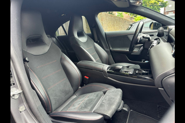 Mercedes-Benz CLA-Klasse 180 Business Solution AMG SFEER / BURMESTER / STOELVERWARMING / DEALER ONDERHOUDEN / CAMERA
