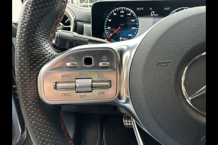 Mercedes-Benz CLA-Klasse 180 Business Solution AMG SFEER / BURMESTER / STOELVERWARMING / DEALER ONDERHOUDEN / CAMERA