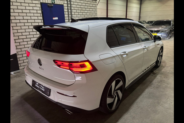 Volkswagen Golf 2.0 TSI GTI CLUBSPORT 300pk panorama