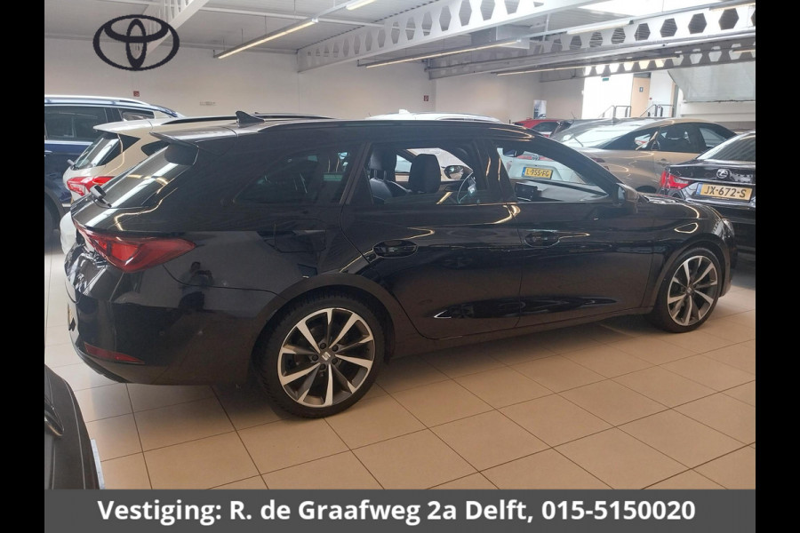 Seat Leon Sportstourer 1.5 eTSI FR Automaat | 1e eigenaar | Navigatie | Lichtmetalen velgen |