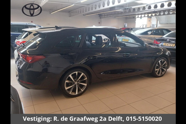 Seat Leon Sportstourer 1.5 eTSI FR Automaat | 1e eigenaar | Navigatie | Lichtmetalen velgen |