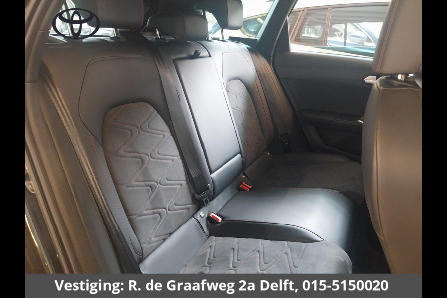 Seat Leon Sportstourer 1.5 eTSI FR Automaat | 1e eigenaar | Navigatie | Lichtmetalen velgen |