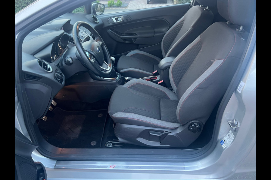 Ford Fiesta 1.0 EcoBoost ST Line 125 PK - NL-AUTO-NAP.