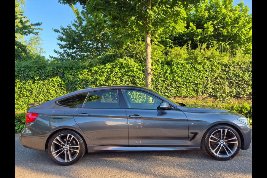 BMW 3-serie Gran Turismo 320i M Sport Apple CarPlay Keyless 19inch NAP 2e-eig