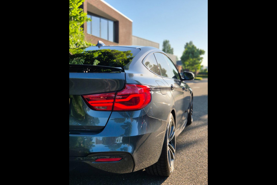 BMW 3-serie Gran Turismo 320i M Sport Apple CarPlay Keyless 19inch NAP 2e-eig