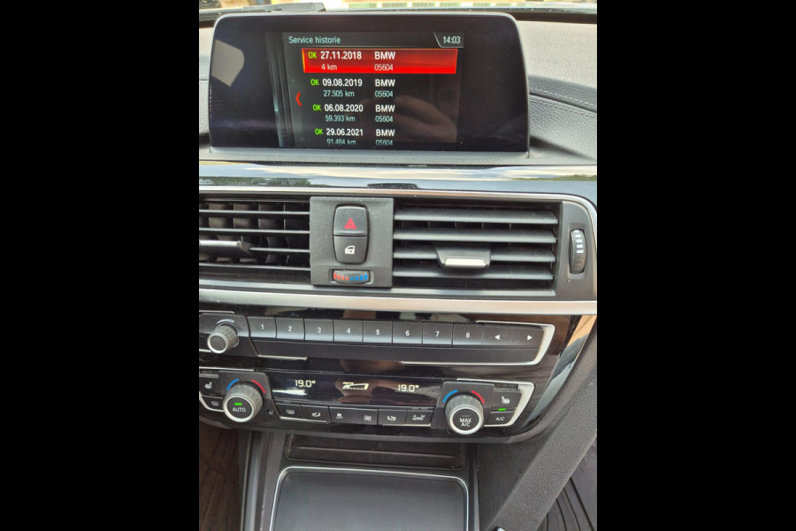 BMW 3 Serie Touring F31 High Executive Sport Elk. Trekhaak Navi RIJKLAAR NEW APK Grijs Garantie MOG.