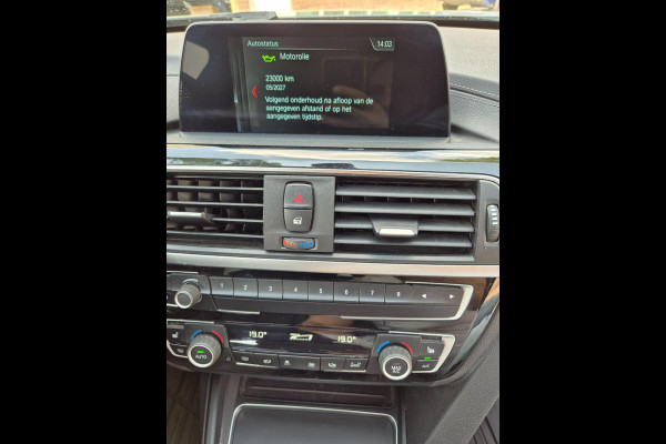 BMW 3 Serie Touring F31 High Executive Sport Elk. Trekhaak Navi RIJKLAAR NEW APK Grijs Garantie MOG.
