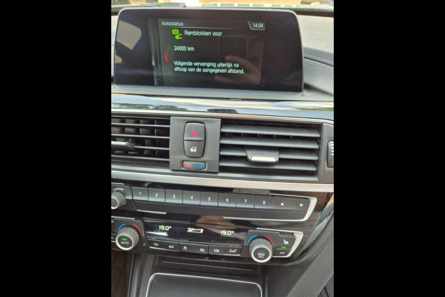 BMW 3 Serie Touring F31 High Executive Sport Elk. Trekhaak Navi RIJKLAAR NEW APK Grijs Garantie MOG.
