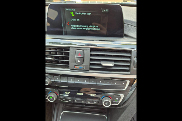 BMW 3 Serie Touring F31 High Executive Sport Elk. Trekhaak Navi RIJKLAAR NEW APK Grijs Garantie MOG.