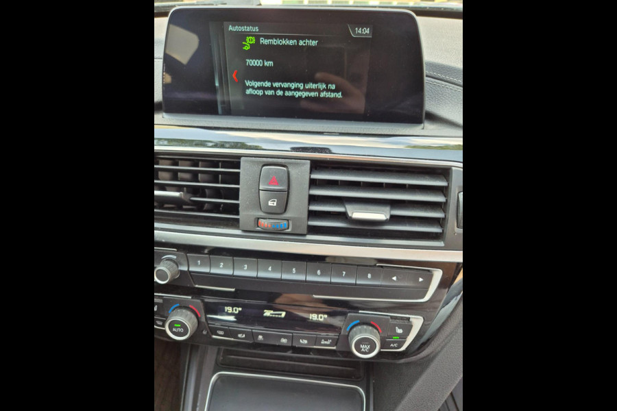 BMW 3 Serie Touring F31 High Executive Sport Elk. Trekhaak Navi RIJKLAAR NEW APK Grijs Garantie MOG.