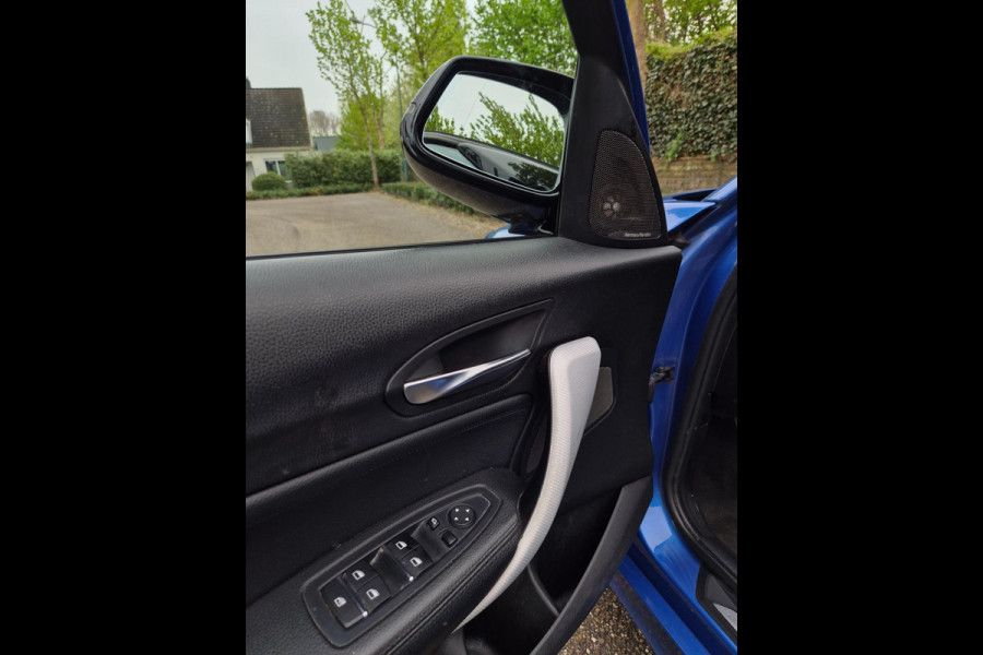 BMW 1-serie 120i Edition M Sport Camera CarPlay Adaptieve LED Cruise Navi LCI Shadow High Executive
