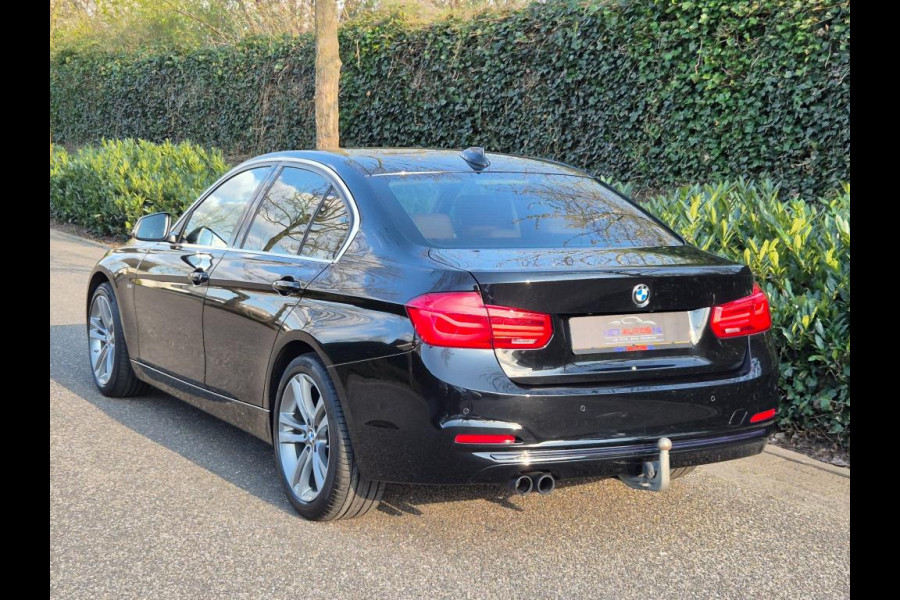 BMW 3-serie 320i Apple CarPlay NBT EVO NAVI Trekhaak Elekt. 2e eigenaar High Executive Sport Stoelen