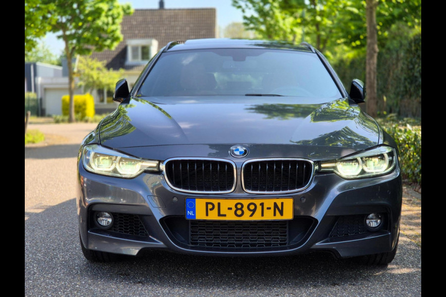 BMW 3-serie F31 M Sport Pano CarPlay H&Kardon NAP 12mnd GARANTIE GARANTIE M Sport Ed. Pano Harman K CarPlay NAP Pre LCI Leder