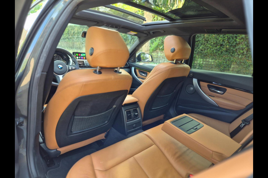 BMW 3-serie F31 M Sport Pano CarPlay H&Kardon NAP 12mnd GARANTIE GARANTIE M Sport Ed. Pano Harman K CarPlay NAP Pre LCI Leder