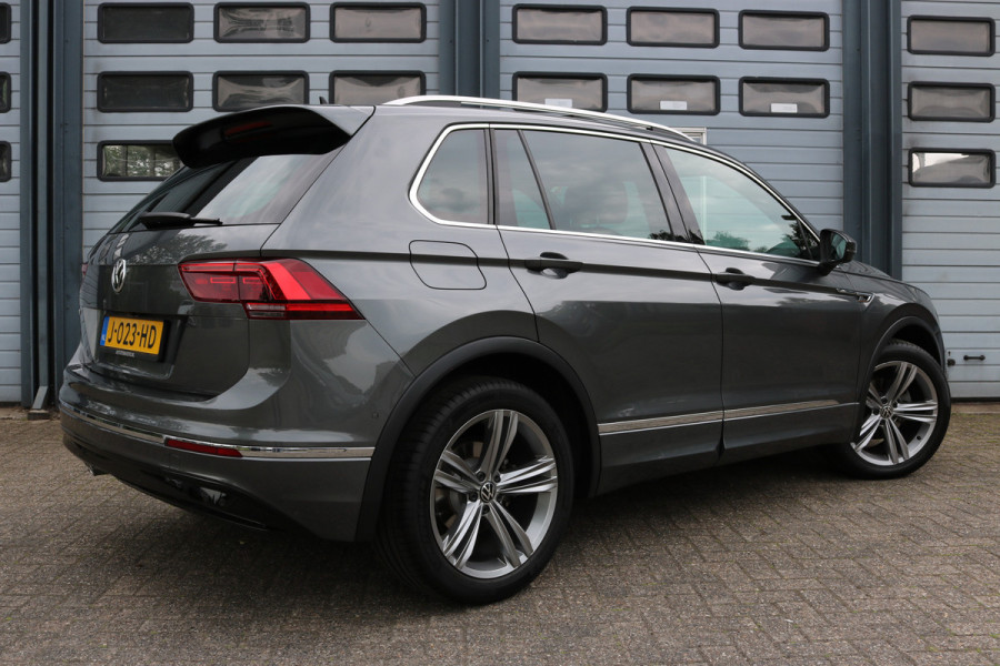 Volkswagen Tiguan 1.5 TSI ACT Highline Business R Panodak Virtuel cockpit Navi Camera Bj:2020