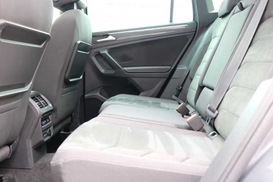 Volkswagen Tiguan 1.5 TSI ACT Highline Business R Panodak Virtuel cockpit Navi Camera Bj:2020