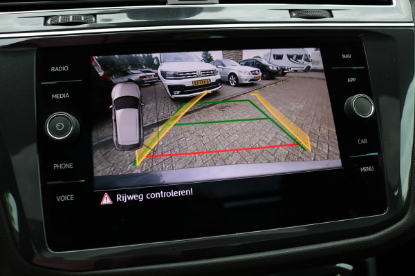 Volkswagen Tiguan 1.5 TSI ACT Highline Business R Panodak Virtuel cockpit Navi Camera Bj:2020