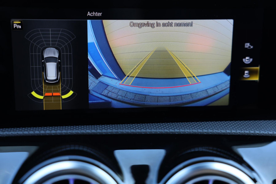 Mercedes-Benz CLA-Klasse Shooting Brake 200 AMG 45 Look / AUT / Navi / Ecc / Lane Assist / Cruise Control / Open Pano / 20 Inch