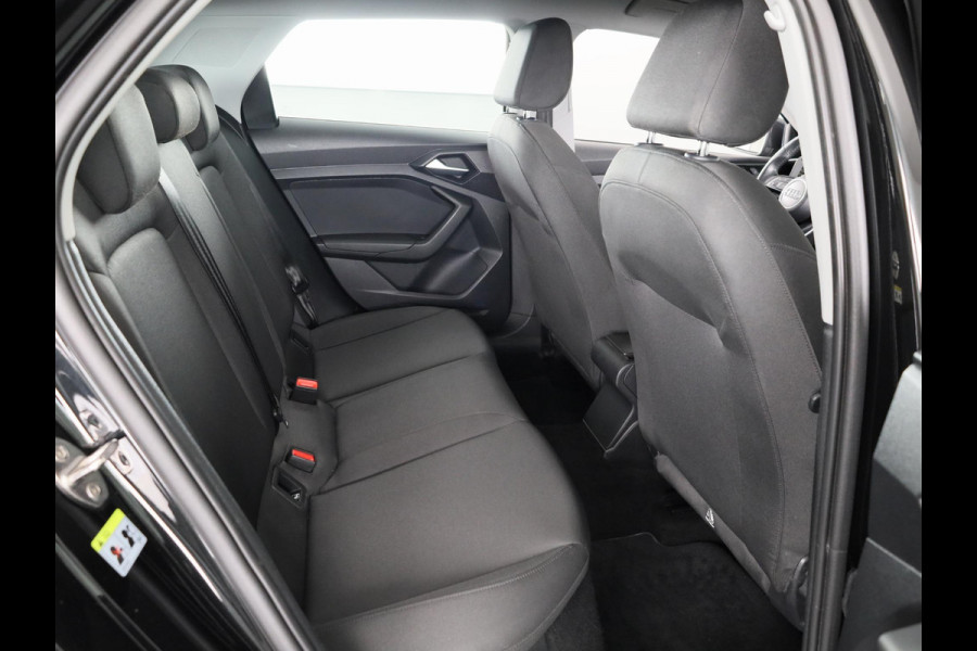 Audi A1 Sportback 25 TFSI epic 95pk | Navigatie | 17 inch Lichtmetalen velgen | Aplle Carplay/ Android Auto | Airconditioning