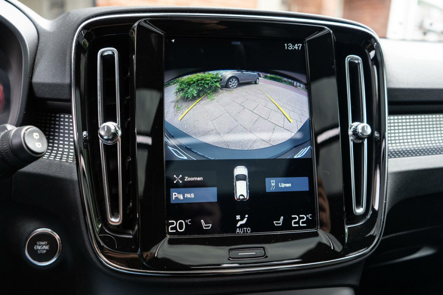 Volvo XC40 2.0 T4 R-Design Pano / Camera / ACC